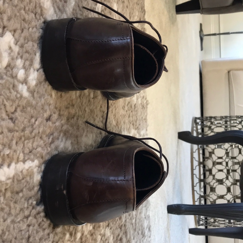 Hugo Boss men’s dress shoes - Picture 5 of 7